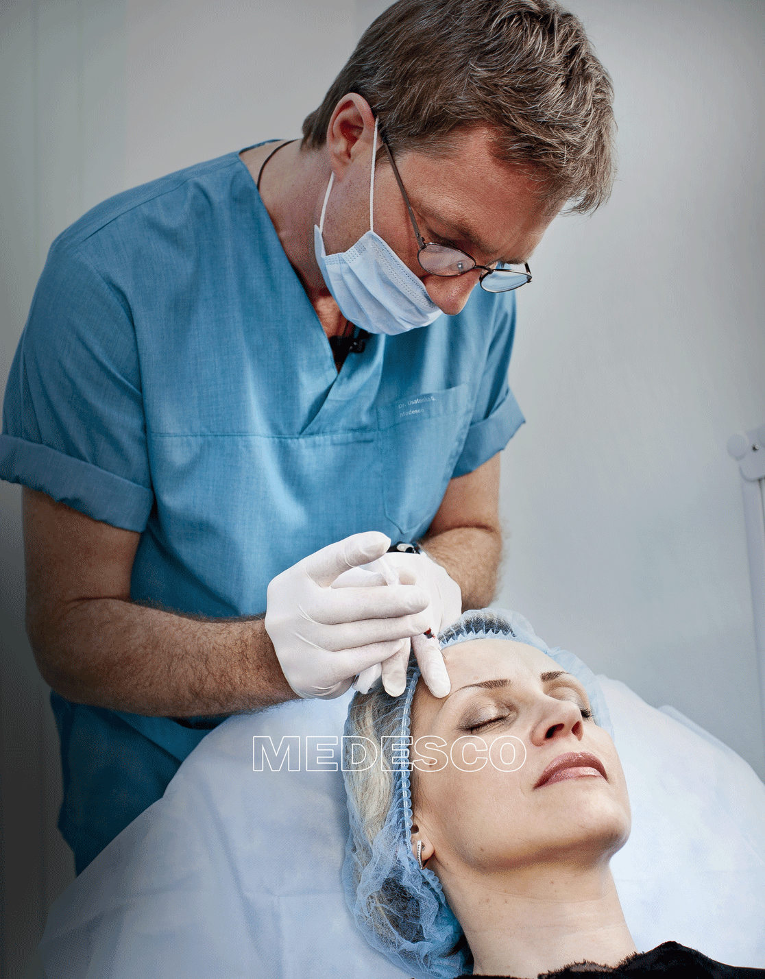  Ін'єкції бутолотоксіна 